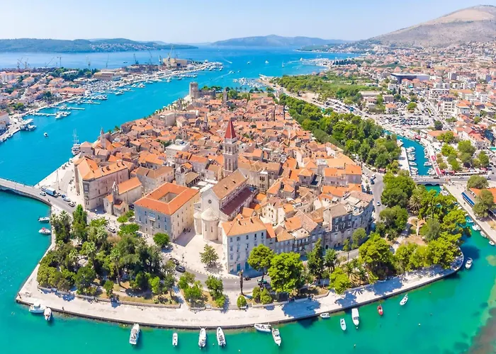Villa J&j Kaštel Novi