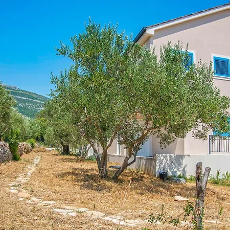Villa J&j