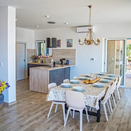 Villa J&j Kaštel Novi